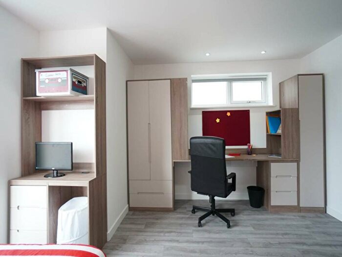 Studio To Rent In College Road, Bangor, LL57
