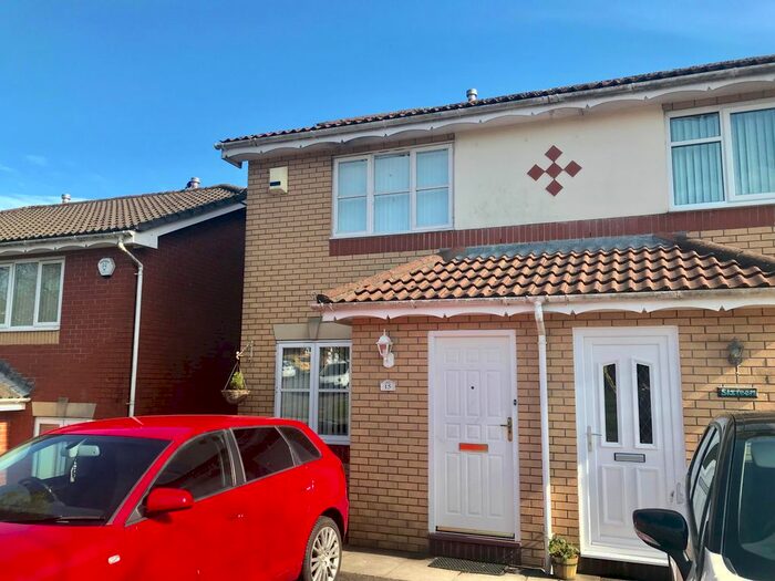 2 Bedroom Property To Rent In Badham Close, Caerphilly, CF83