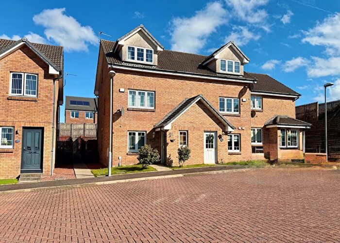 3 Bedroom Town House For Sale In Meiklelaught Place, Saltcoats, KA21
