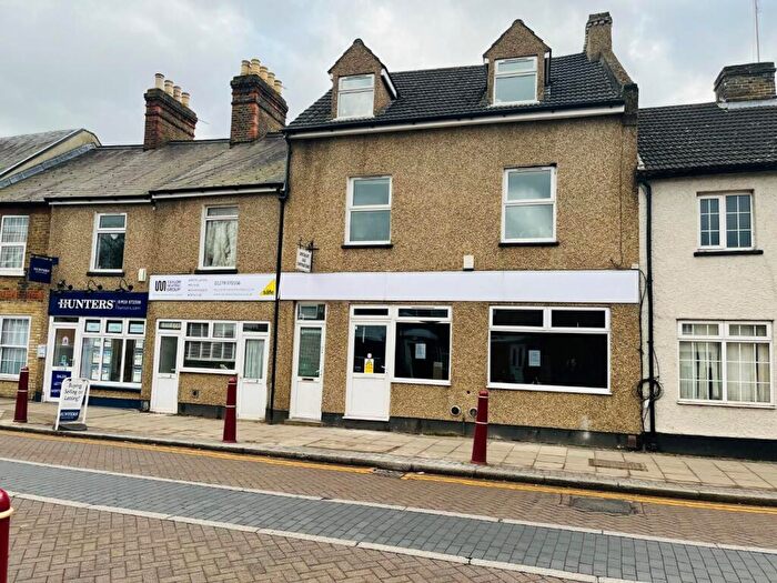 2 Bedroom Apartment To Rent In High Street, Stanstead Abbotts, SG12