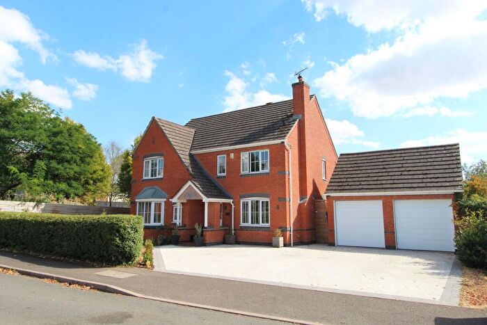 4 Bedroom Detached House For Sale In Burrough Way, Lutterworth, LE17