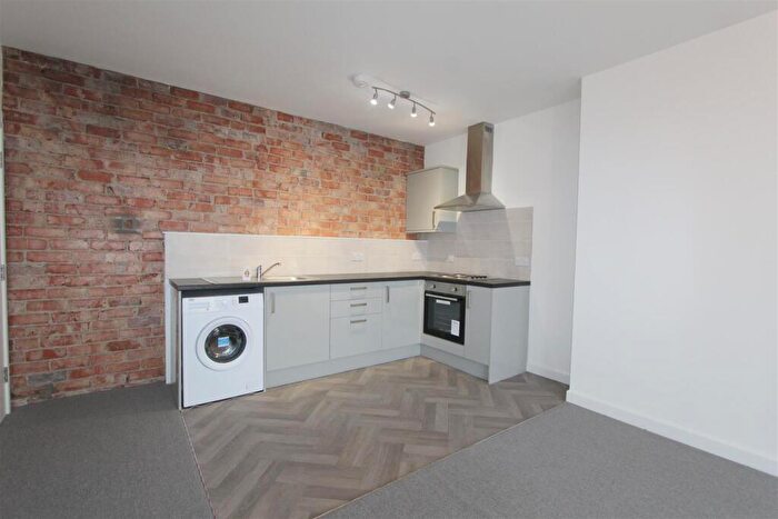 2 Bedroom Flat To Rent In St. Annes Road West, Lytham St. Annes, FY8