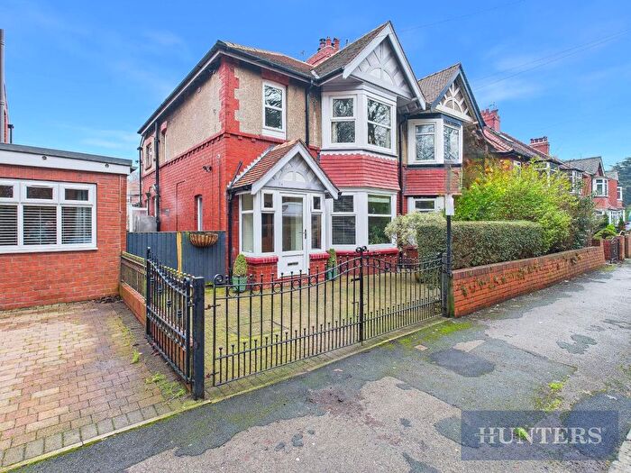 1 Bedroom Flat For Sale In Peasholm Drive, Scarborough, YO12