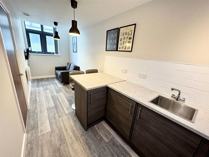 1 Bedroom Flat To Rent In Leigh Street, Liverpool, L1