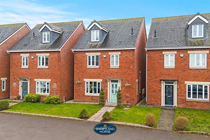 4 Bedroom Detached House For Sale In Binley Road, Binley, Coventry, CV3