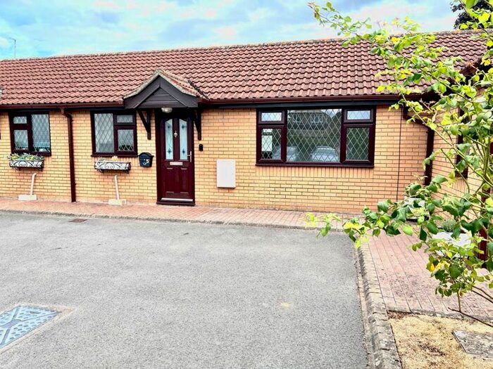 2 Bedroom Bungalow To Rent In Cherry Tree Court, Calne, SN11