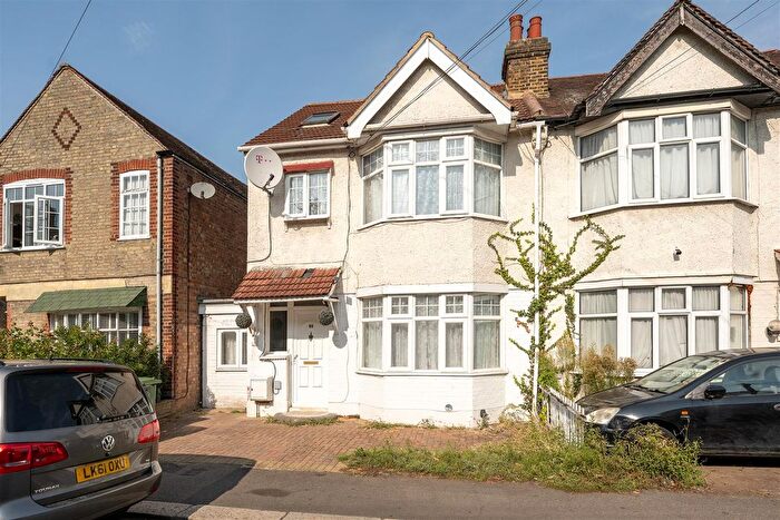 3 Bedroom Semi Detached House For Sale In Westward Road, Chingford, E4