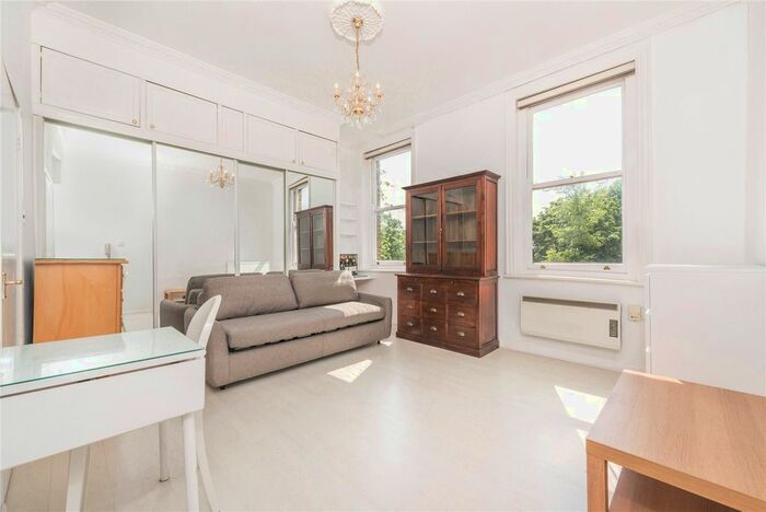 Studio To Rent In Frognal, Hampstead, NW3
