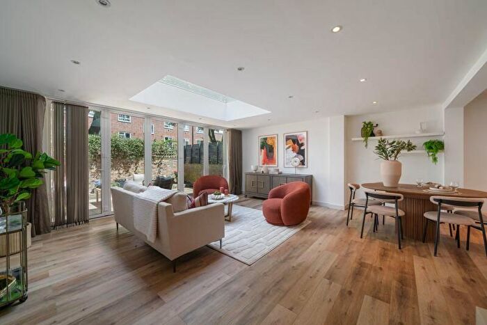 5 Bedroom Property To Rent In Woronzow Road, St John's Wood, NW8