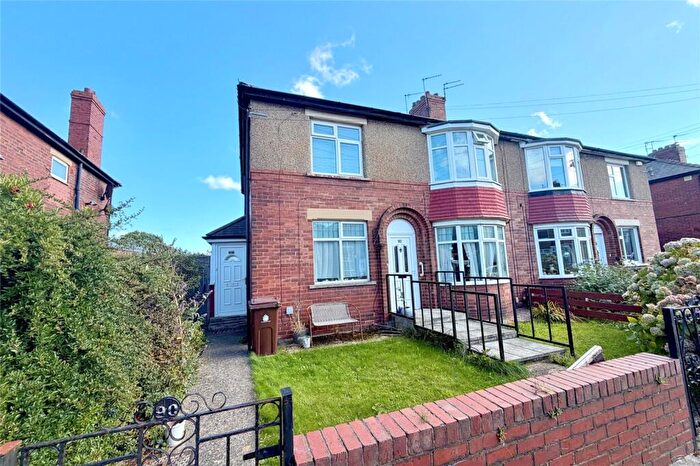 2 Bedroom Apartment For Sale In Closefield Grove, Monkseaton, NE25