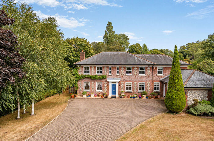 5 Bedroom Detached House For Sale In High Street, Downe, Orpington, Kent, BR6