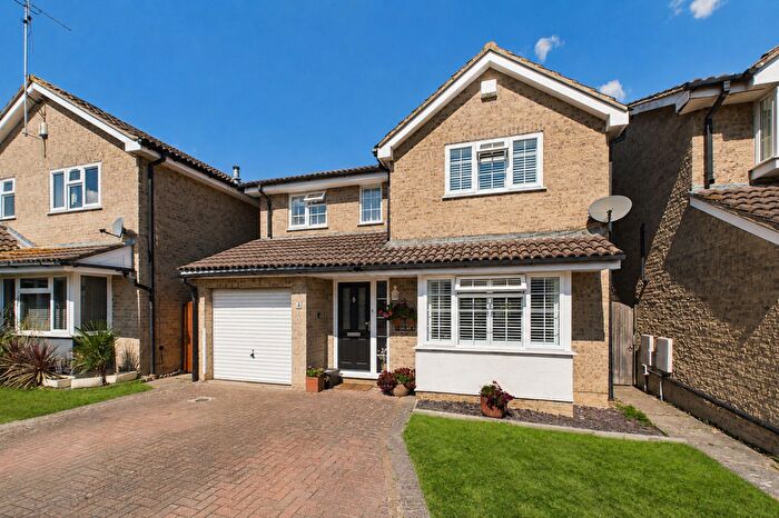 4 Bedroom Detached House For Sale In Remus Close, Abbeymead, Gloucester, GL4