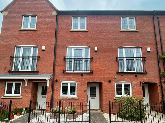 3 Bedroom Terraced House To Rent In Highland Drive, Loughborough, LE11