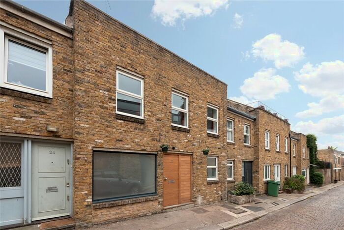 4 Bedroom Mews House To Rent In Camden Mews, London, NW1
