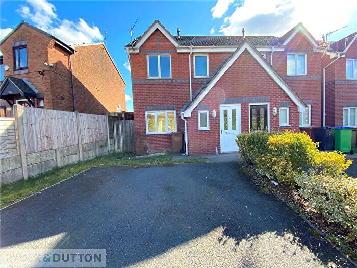 3 Bedroom Semi Detached House For Sale In Styhead Drive, Middleton, Manchester, M24