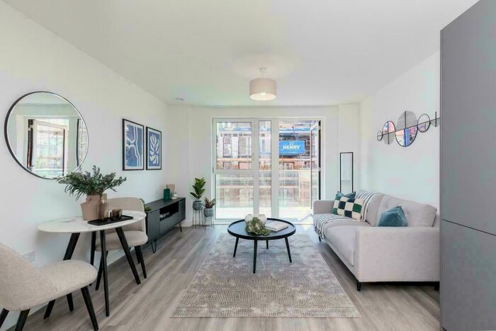 1 Bedroom Apartment To Rent In Thunderer Street, London, E13