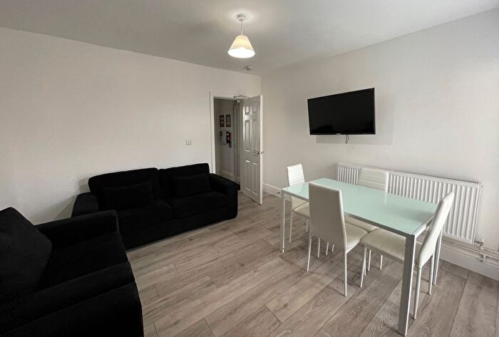 5 Bedroom Semi Detached House To Rent In Mount Street, Lincoln, LN1