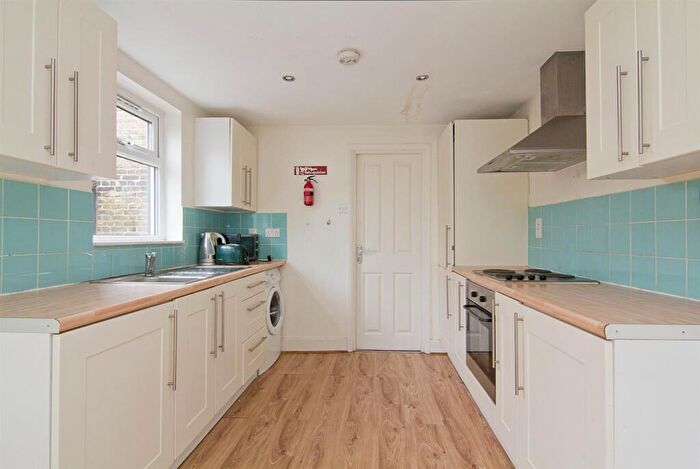 5 Bedroom End Of Terrace House To Rent In Pennethorne Road, London, SE15