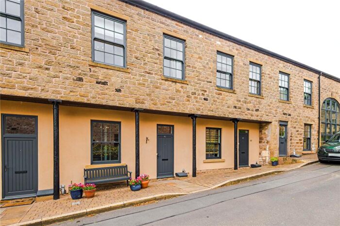 4 Bedroom Terraced House For Sale In Mill View Lane, Horwich, Bolton, Greater Manchester, BL6