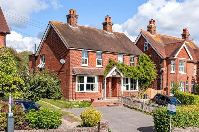 3 Bedroom Semi-Detached House For Sale In High Street, Horam, TN21