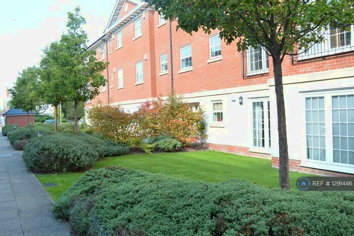 2 Bedroom Flat To Rent In Newton Road, Newbury, RG14