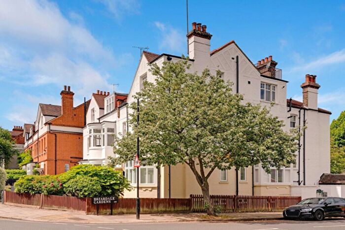 1 Bedroom Apartment For Sale In Platts Lane, Hampstead, NW3