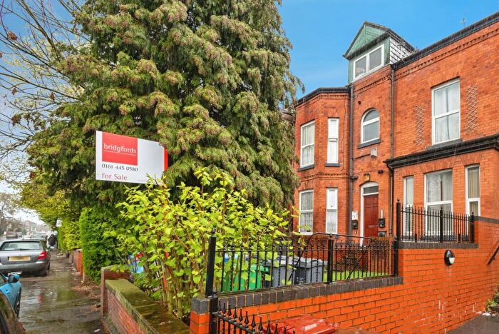 1 Bedroom Flat For Sale In Dickenson Road, Manchester, Greater Manchester, M14