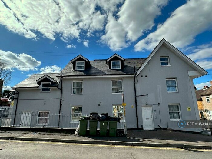 Studio To Rent In Melville Road, Maidstone, ME15