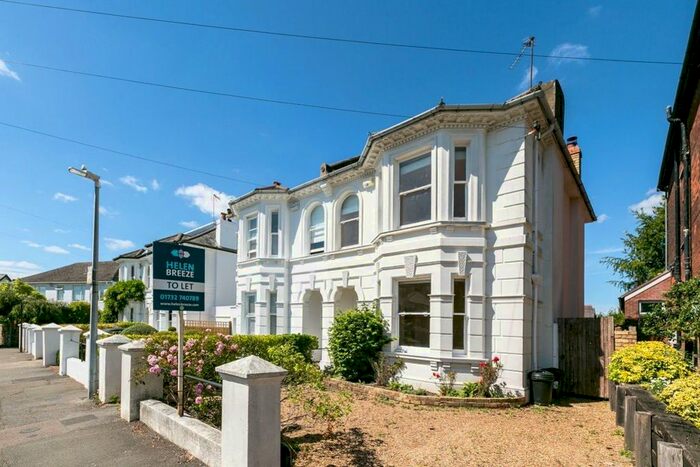 4 Bedroom Semi-Detached House To Rent In Gordon Road, Sevenoaks, TN13