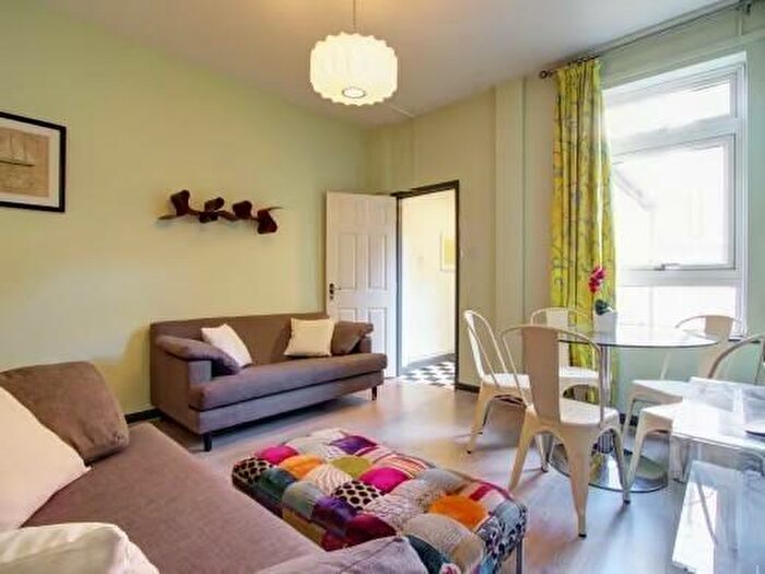 5 Bedroom Terraced House To Rent In *£pppw Excl Bills* Lenton Boulevard, Nottingham, NG7