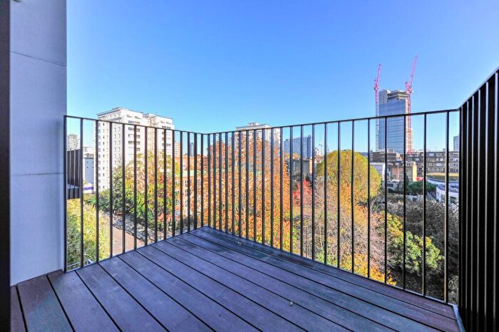 1 Bedroom Flat To Rent In Golden Lane, London, EC1Y