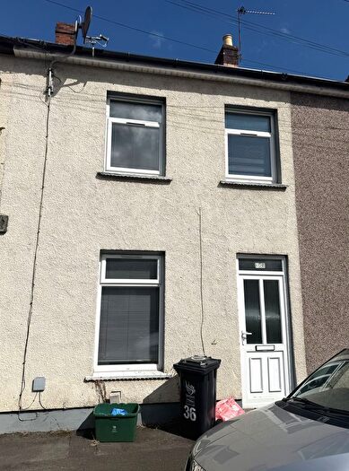 3 Bedroom Terraced House To Rent In Dean Street, Newport, NP19