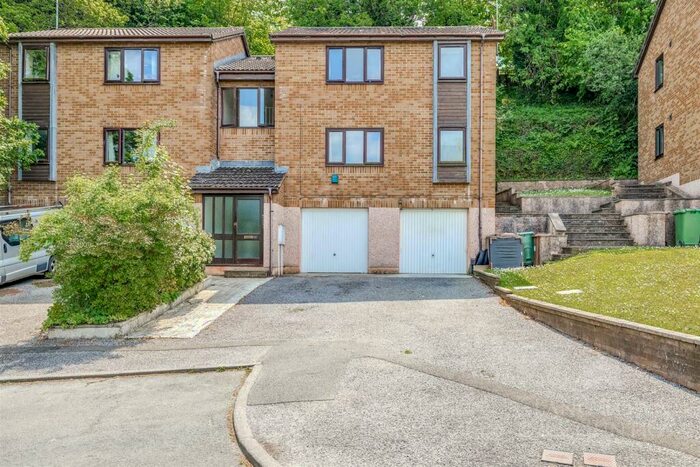 1 Bedroom Apartment To Rent In Broom Park, Plymstock, Plymouth, Devon, PL9
