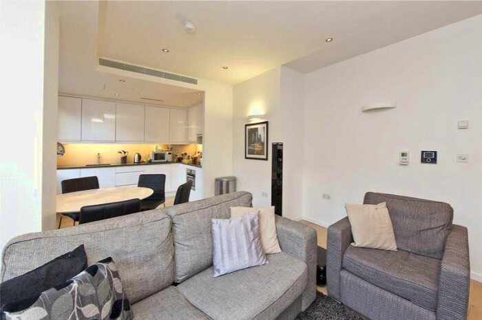 1 Bedroom Flat To Rent In Baker Street, Marylebone, London, W1U