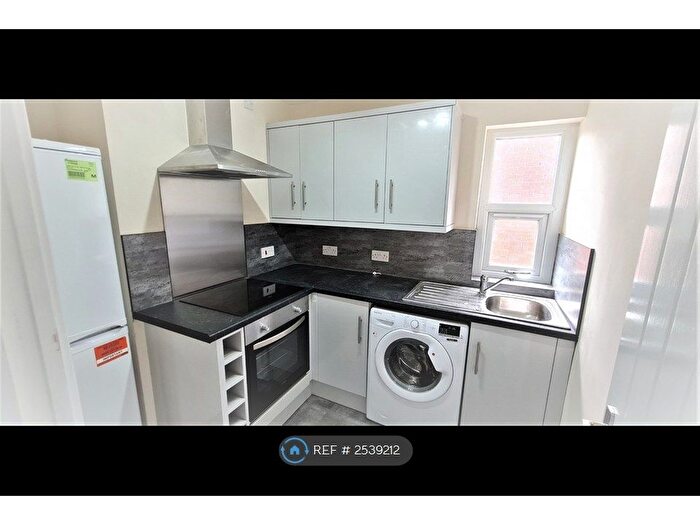 1 Bedroom Flat To Rent In Monk Bridge Road, Leeds, LS6