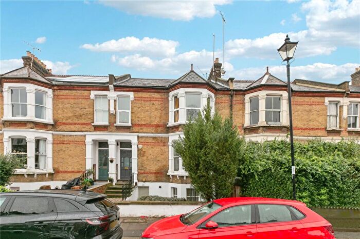 2 Bedroom Apartment For Sale In Musgrove Road, London, SE14