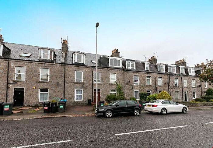 1 Bedroom Flat To Rent In Holburn Road, City Centre, Aberdeen, AB10