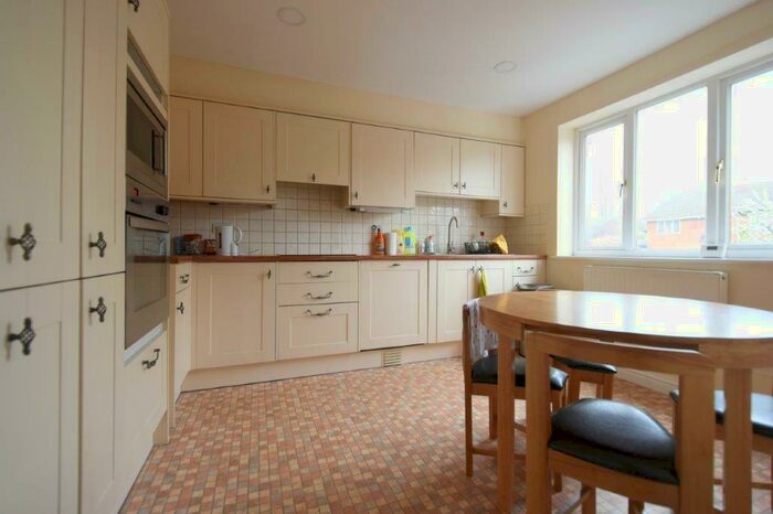 4 Bedroom Terraced House To Rent In West Drive, Edgbaston, . Available On January For Families, B5