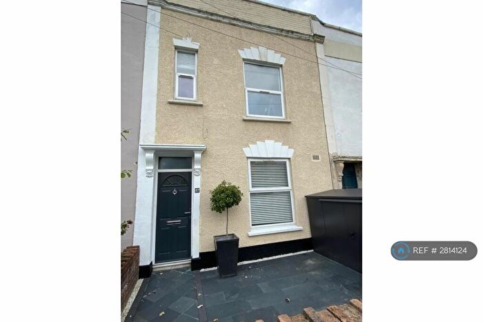 3 Bedroom Terraced House To Rent In Beaumont St, Bristol, BS5