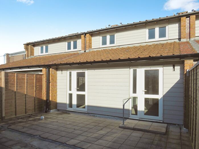 1 Bedroom Flat To Rent In Bushfield Court, Orton, PE2