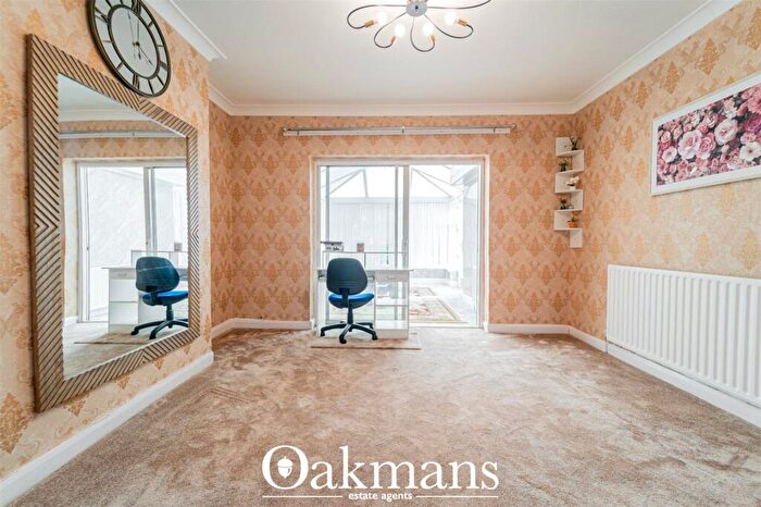3 Bedroom Semi-Detached House For Sale In Chartley Road, Birmingham, West Midlands, B23 - Photo 7