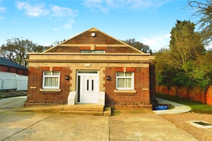 2 Bedroom Flat To Rent In Victoria Road, Bentley, Doncaster, South Yorkshire, DN5