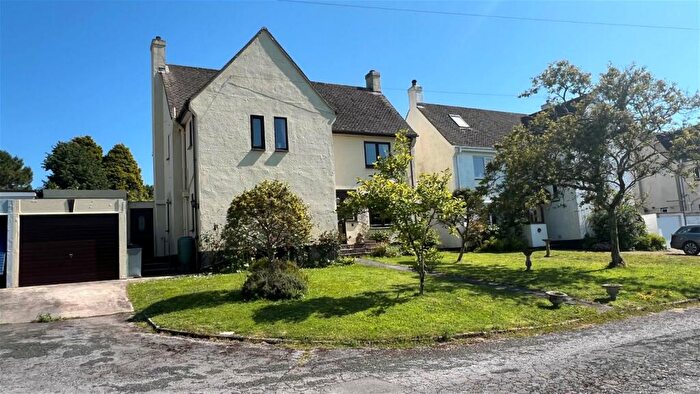 3 Bedroom Detached House For Sale In Richardson Drive, Yealmpton, PL8