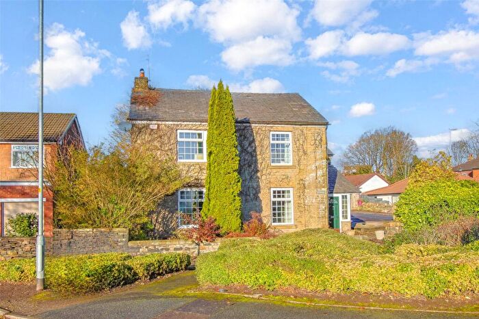 5 Bedroom Detached House To Rent In Clay Lane, Rochdale, Greater Manchester, OL11