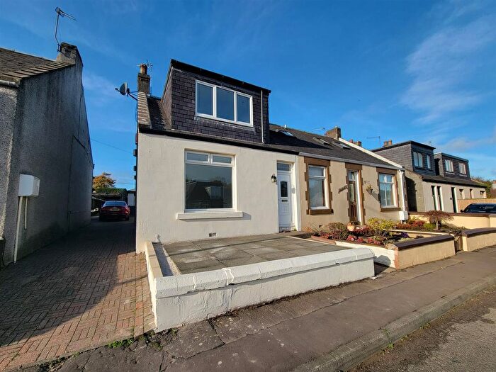 4 Bedroom Semi-Detached House To Rent In Kennoway Road, Windygates, Leven, KY8