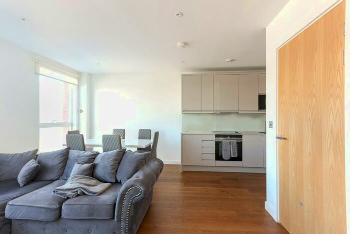 1 Bedroom Apartment For Sale In Lismore Boulevard, Colindale Gardens, Colindale, NW9