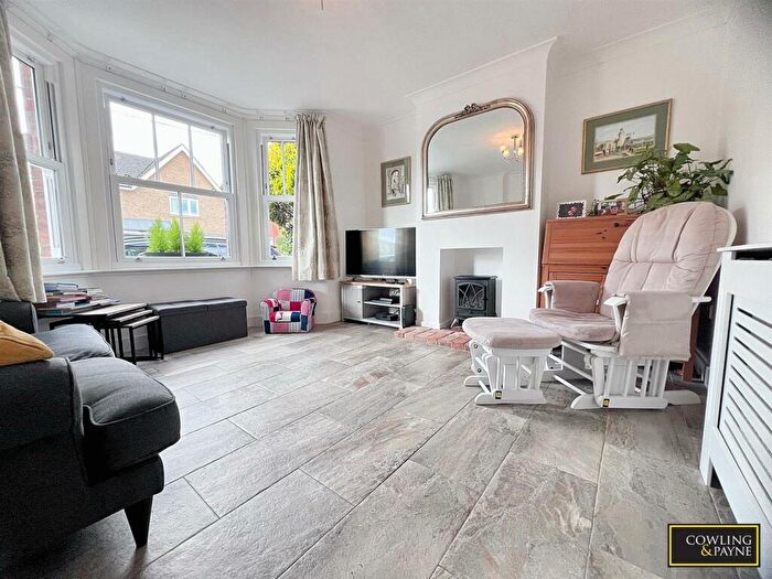 3 Bedroom End Of Terrace House For Sale In Station Avenue, Wickford, SS11