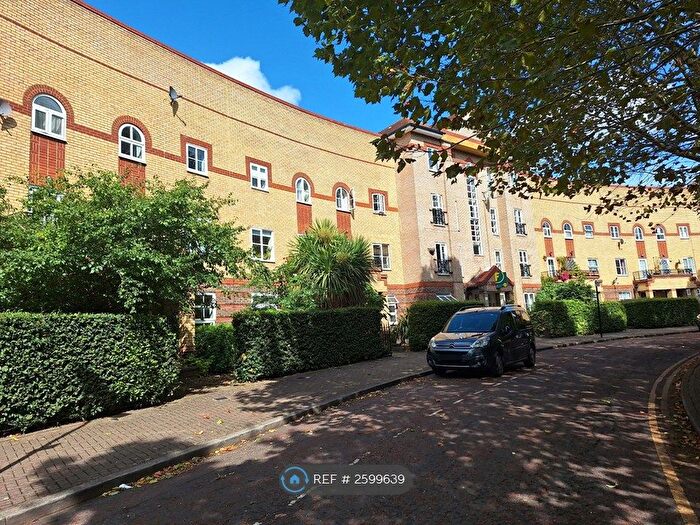 1 Bedroom Flat To Rent In Viscount Drive, London, E6