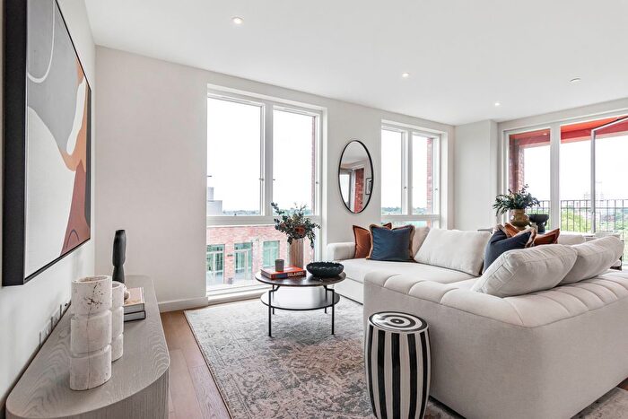 2 Bedroom Flat For Sale In The Heights, West Hampstead, NW6