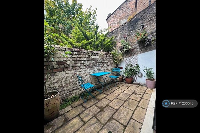 1 Bedroom Semi-Detached House To Rent In York Lane, Edinburgh, EH1